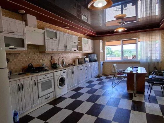 Продается дом  в Центре.