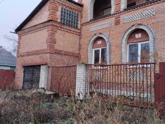 Продам 2 этажный дом .Район Северный.