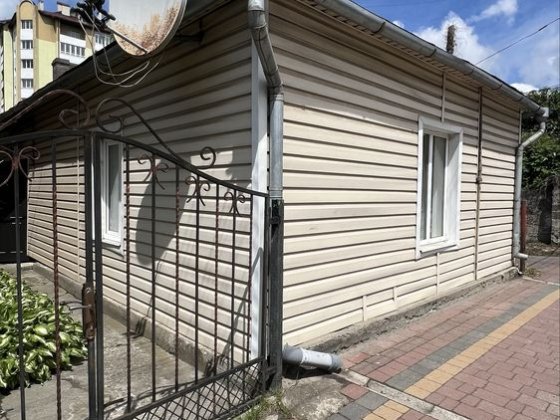 Продаж будинку вул. Львівська Стрый