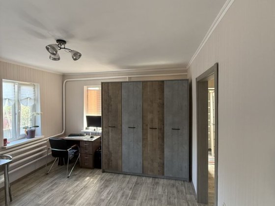 Продается отличный дом. Хороший район. Ремонт. Славянск.