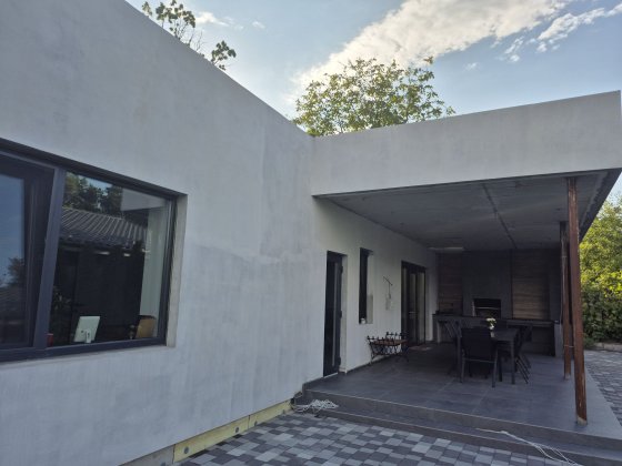 Продам сучасний будинок в місті Українка Новая Украинка