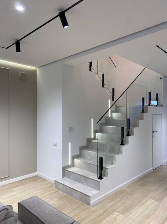 Продаж таунхаусу двоповерхового будинку м. Хуст закарпаття дім - фото 1