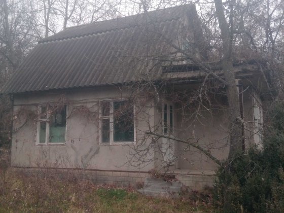 Продається  будинок в м.Хотині Хотин