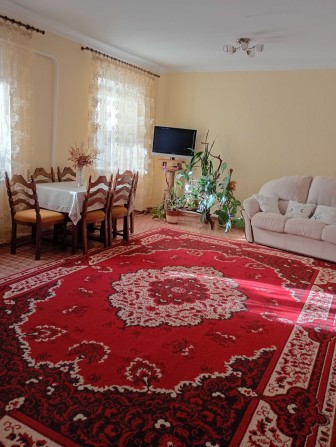 Продаж будинку в 3 кімнати, район Паломництва хасидів - фото 1