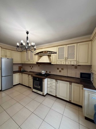 Пропонується на продаж чудовий будинок - фото 1