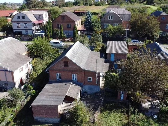 Цегляний будинок Рудична породам Хмельницький