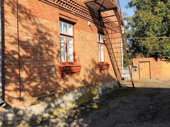 Продаж 5 кімнатного будинку (на авто 10хв до міста) Хмельницький