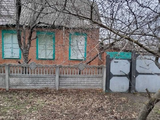 Частину будинка 80 м.кв продам Чугуев
