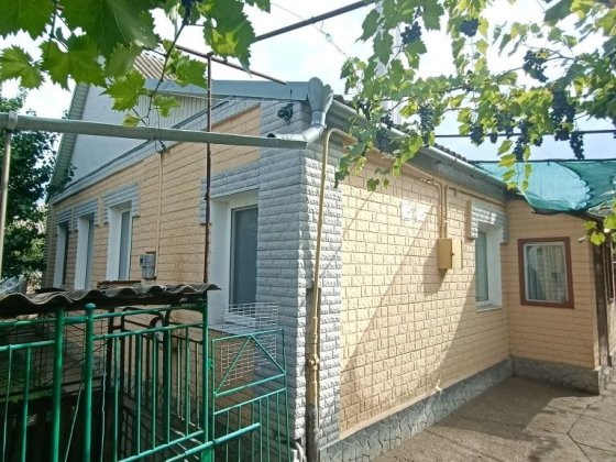 Будинок п.Сєвєрний продаж Никополь