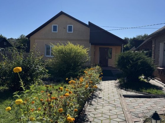 Продаж будинку з ділянкою Хмельницький