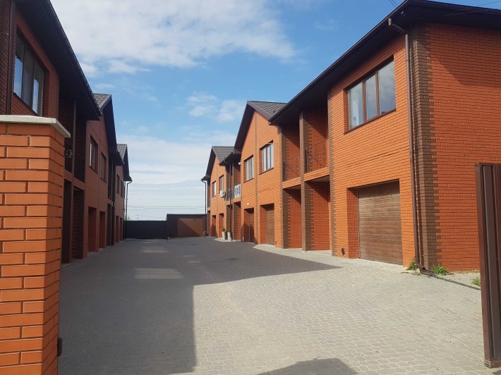 Власник  продає  у Вінниці  2-поверховий таунхаус, 134.8 кв. м. - фото 1