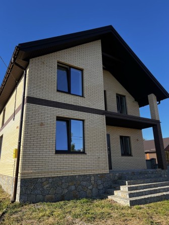Продам якісний новий двохповерховий будинок - фото 1