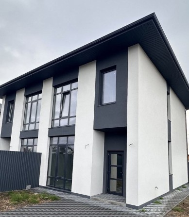 Будинок-Дуплекс 2 пов. єОселя! Боратин ! З парканом і бруківкою! - фото 1