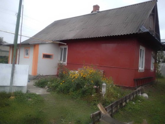 Продам житловий будинок, земельну ділянку Камінь-Каширський