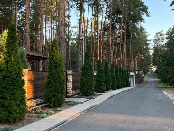 Продаётся дом в Обуховке в сосновом лесу закрытая территория река Обуховка