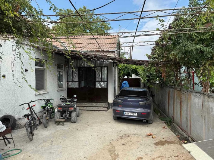 Продаж будинку з гаражем і ділянкою на 15 соток Підгородне - фото 1