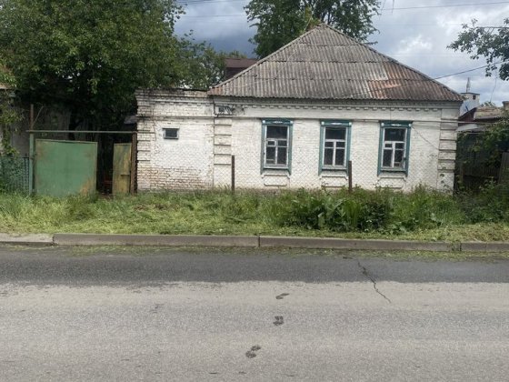 Продам 1/2 дома синельниково Синельникове