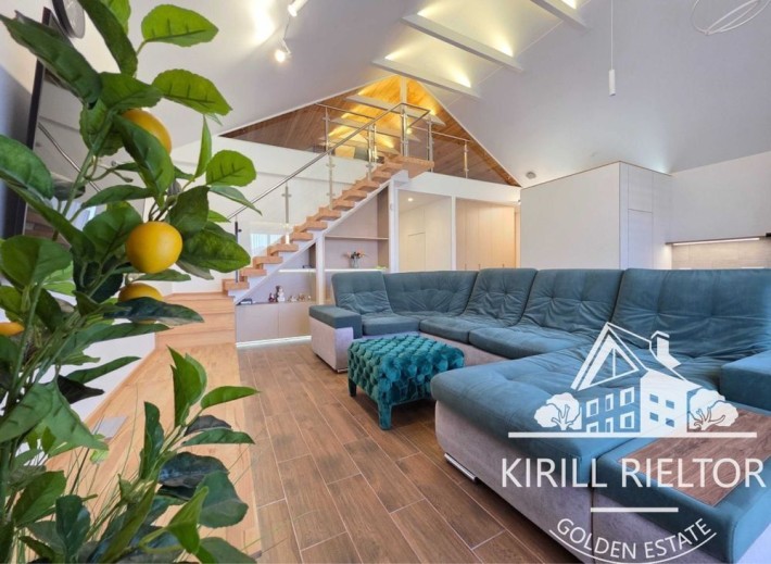 Продам Дом  в Ермолаевке / Подгороднее - фото 1