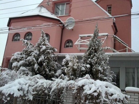 Продам будинок в котеджному містечку "Звездний" біля Підгороднього. Подгородное