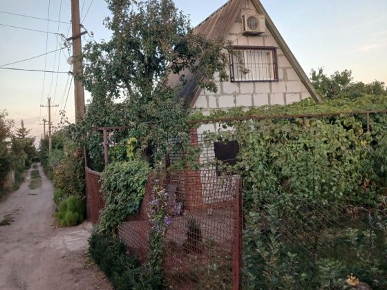 Продам отличную ухожннную дачу на 44-м квартале