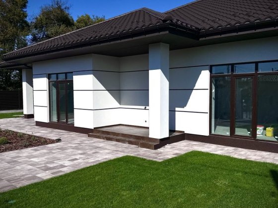 Продам новий сучасний одноповерховий будинок в с. Зарічани Заречаны