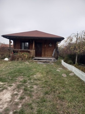Продам маленький будинок зі зрубу в Довжику - фото 1