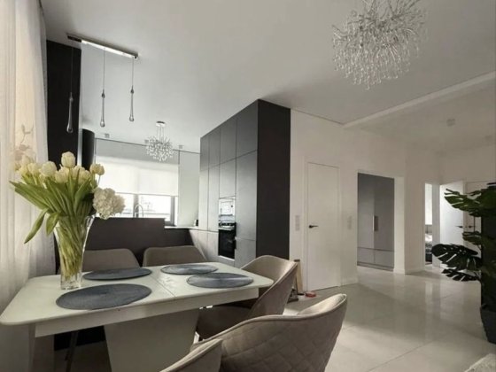 Продаж будинку в Сторожниці Сторожница