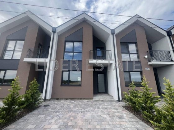 Продаж таунхаусу 4 кімнати, 125 м², 2 сотки Сторожница