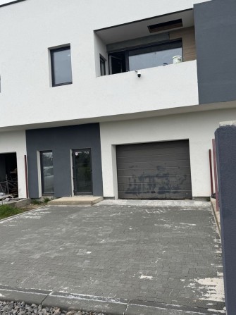 Танхауз в Сторожниці 152м. 1хв до супермаркетів Велмарт та АТБ (єоселя - фото 1
