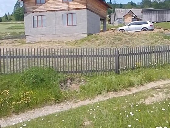 Продам будинок біля Буковелі і Драгобрата Лазещина
