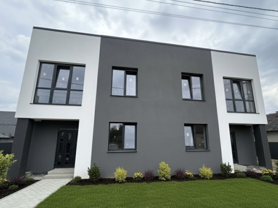 Продаж   ДУПЛЕКСУ  по вул. 22 Січня. РОЗТЕРМІНУВАННЯ ! Крихівці