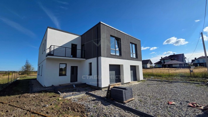 Продаж Дуплекс / Будинок 171м2, ділянка 4.99 сот. Розтермінування. - фото 1
