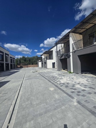 Продаж таунхауса з гаражем 174кв.м с. Вовчинець - фото 1