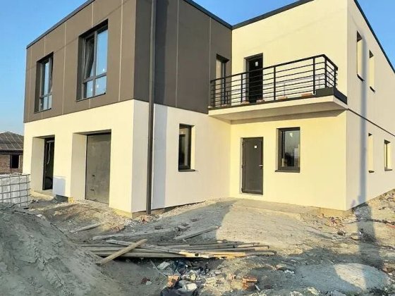 Дуплекс в Угорниках, 5 соток землі Угорники