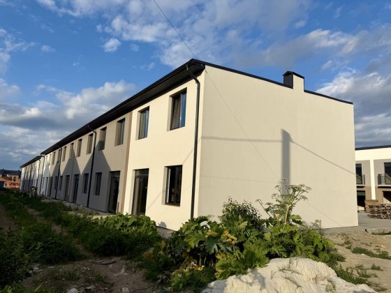 Продається готовий танхаус 135 м2 розтермінування Крихівці