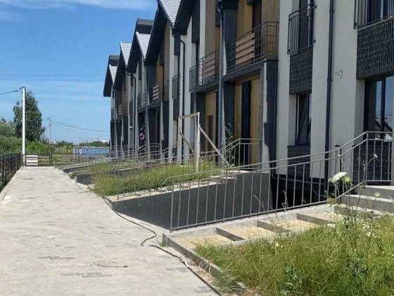 Зданий таунхаус в Крихівцях за ціною трикімнатної квартири! Криховцы