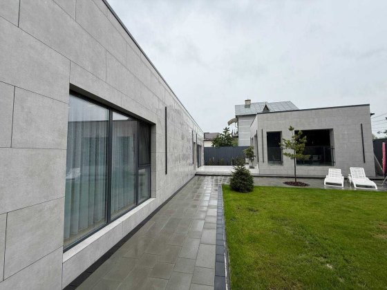 Шикарний Будинок у Затишній Локації Вовчинець