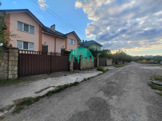 Продаж будинку в с. Угринів, поруч з містом(60) Угринов