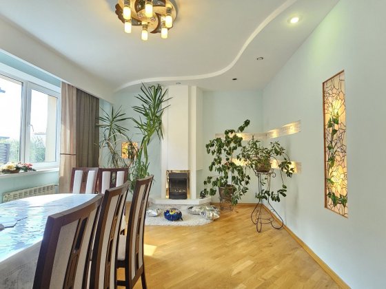 Будинок у суперлокації_О Крихівці