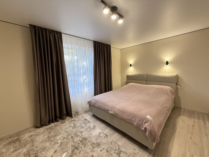 Сучасний новий будинок у передмісті! Продаж - фото 1