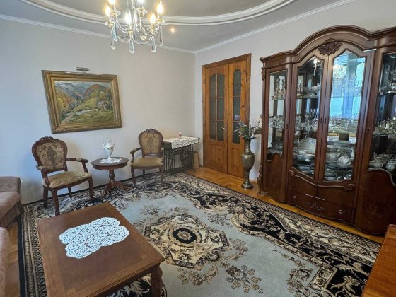 Продам особняк в Чукалівці, 7 кімнат, можливо під комерційну діяльсть Чукалівка