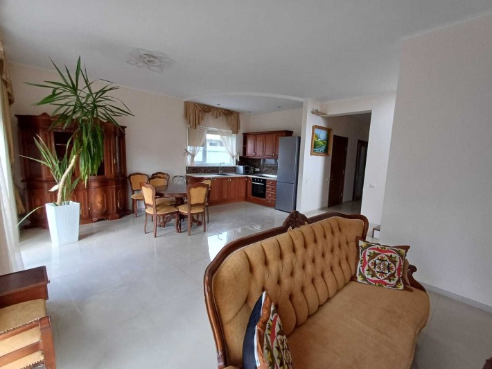 Продаж будинку в село Ґатне 143 м2. на 4,2 сотках - фото 1