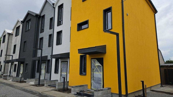 Таунхаус із двором і паркомісцем. Розстрочка на 2 роки! - фото 1