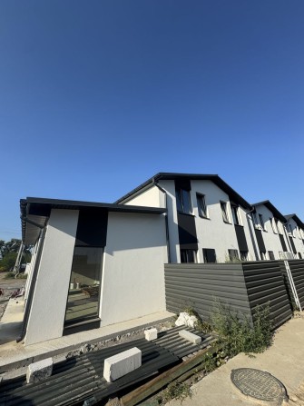 Добудований таунхаус з двориком на 48 м² - фото 1