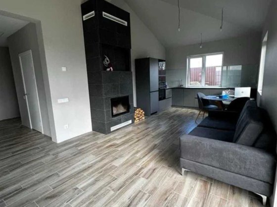 Продаж нового будинку з ремонтом Ворзель