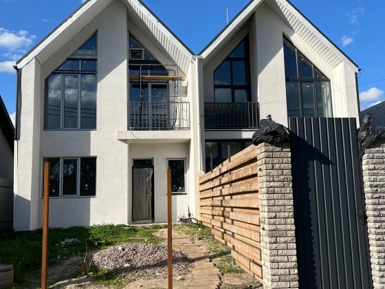 Продаж двох будинків біля Оранж Парку, Крюківщина, Гатне, Вишневе Крюковщина