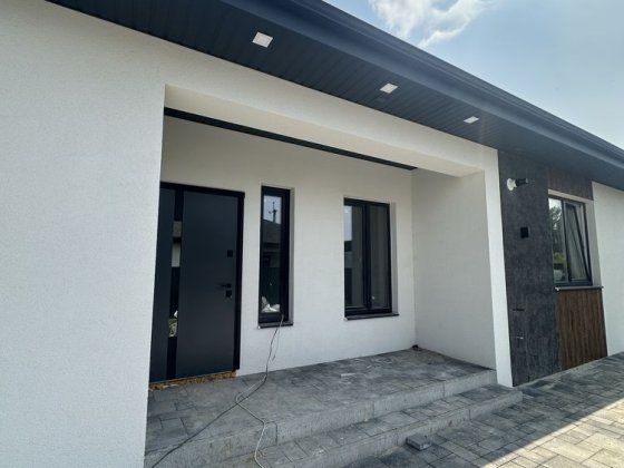 Газифікований будинок+ підвал  / без комісіі / ділянка 6 соток Белогородка