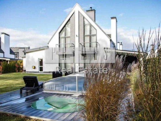 Продаж двоповерхового будинку біля лісу, Білогородка Белогородка