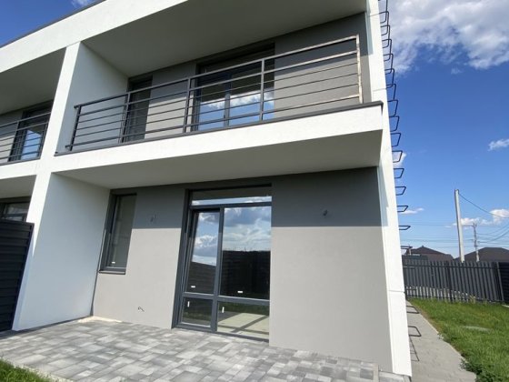 Дуплекс 110м2 та 2 сотки/Святопетрівське Святопетровское