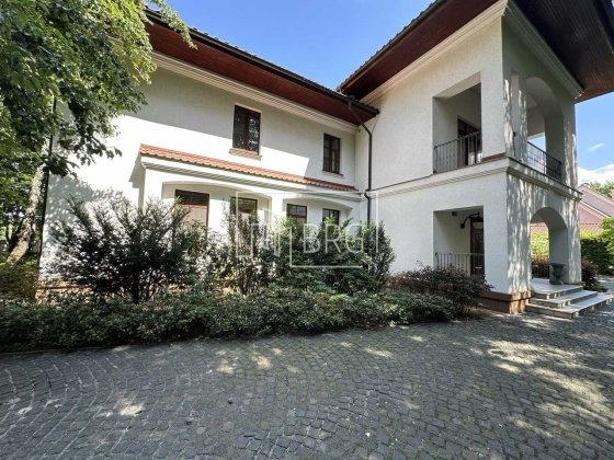 Продажа особняка с выходом на Козинку 150 соток Козин без комиссии Козин